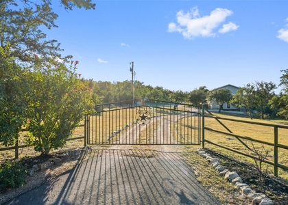 414 Gregg Dr - Photo 1