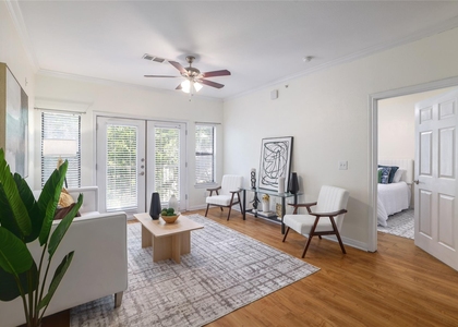 2502 Leon St - Photo 1