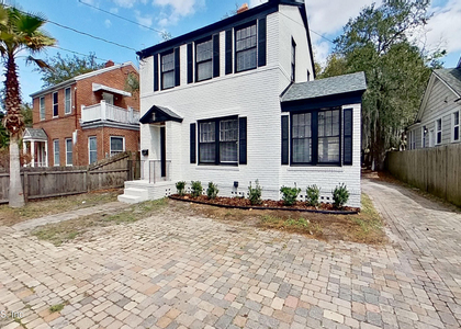 1651 Flagler Avenue - Photo 1