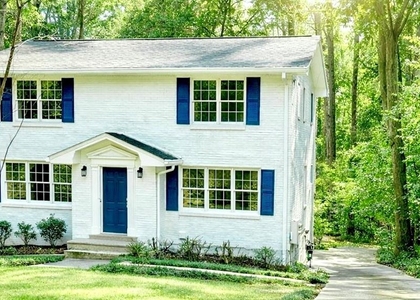 1127 Clifton Road Ne - Photo 1