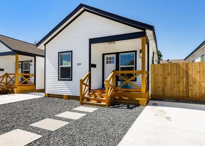 1214 53rd - Photo 1