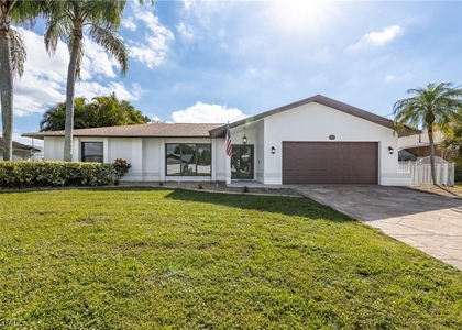 1932 Se 9th Terrace - Photo 1