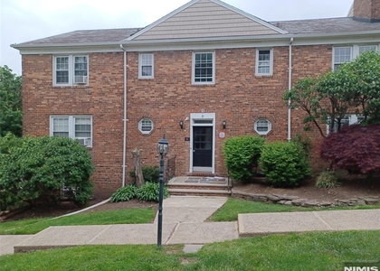 190 Millburn - Photo 1