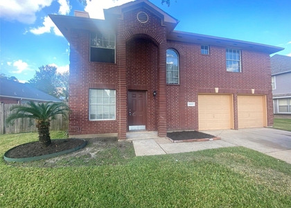 14007 Oleoke Lane - Photo 1