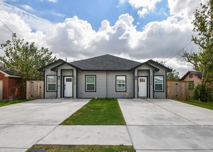 9734 Pelsey Street - Photo 1