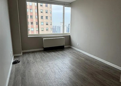 250 West 50th Street - Photo 1
