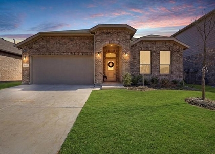 16032 Farringdon Way - Photo 1