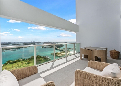 1040 Biscayne Boulevard - Photo 1