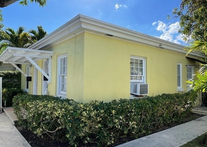 104 Ne 4th Avenue - Photo 1
