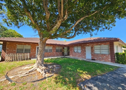 1901 Ne 29th Street - Photo 1