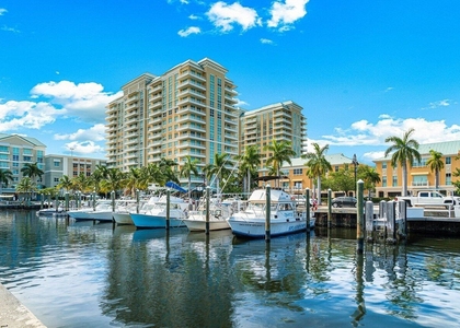 700 E Boynton Beach Boulevard - Photo 1