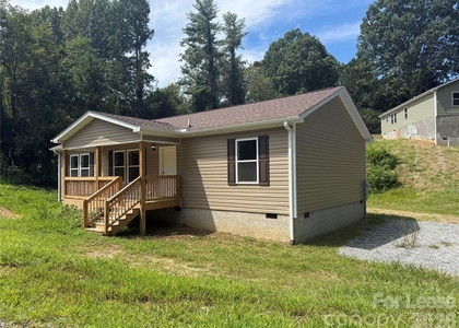 204 Oscelake Way - Photo 1