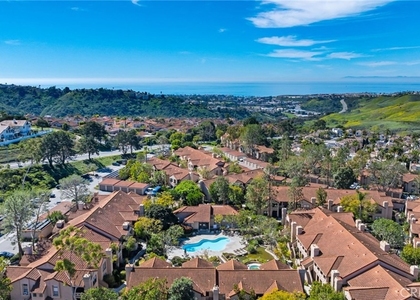 1046 Calle Del Cerro - Photo 1