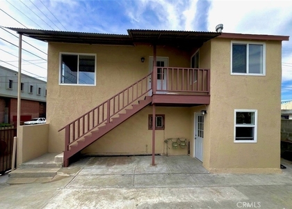 1561 W 38th Place - Photo 1