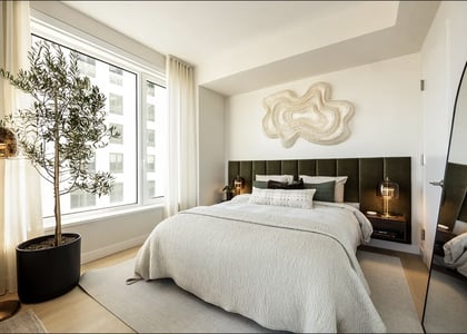 18 India Street - Photo 1