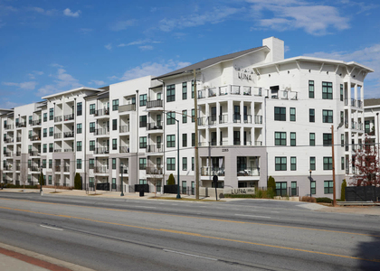2265 Marietta Blvd Nw - Photo 1