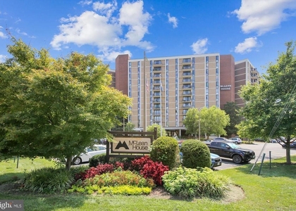 6800 Fleetwood Road - Photo 1