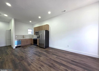 1520 S 22nd Street - Photo 1
