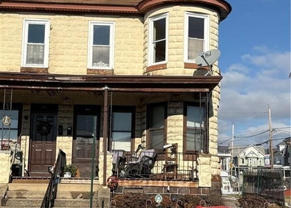 404 Mahoning Street - Photo 1