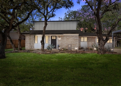 5504 Kings Highway - Photo 1