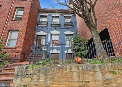 2388 Champlain Street Nw - Photo 1
