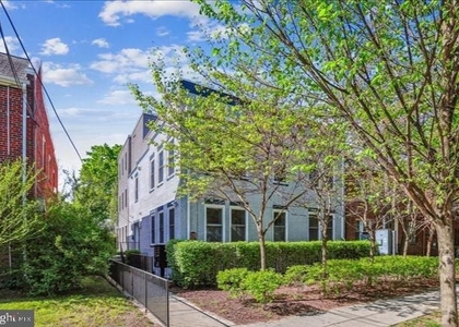 1340 Nicholson Street Nw - Photo 1