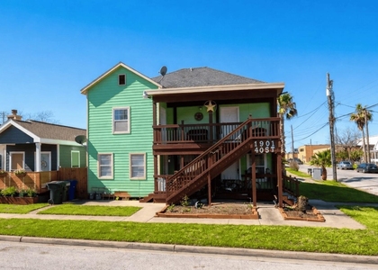 1901 40th Street - Photo 1