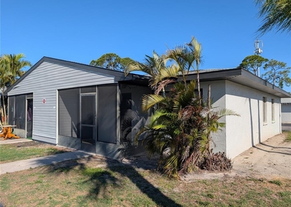 1122 68th Avenue Drive W - Photo 1