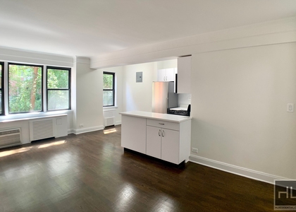 Beekman Place - Photo 1