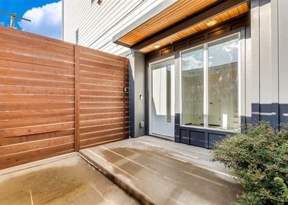 1505 N Garrett Avenue - Photo 1