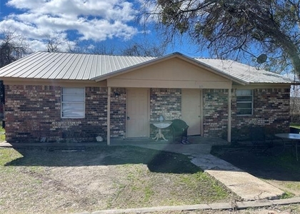 105 Effie Lane - Photo 1
