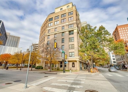 910 Houston Street - Photo 1