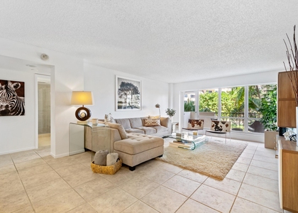 5000 N Ocean Boulevard - Photo 1
