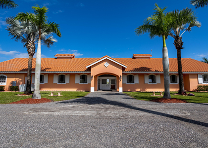 4750 South Road - Photo 1