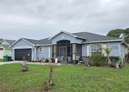 6448 Nw Colgate Street - Photo 1
