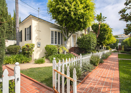 1726 N Vista Street - Photo 1