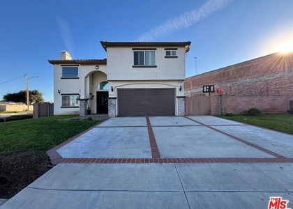2600 W Picadilly Way - Photo 1