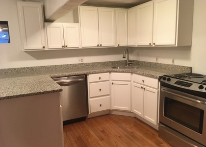 75 Egmont St - Photo 1