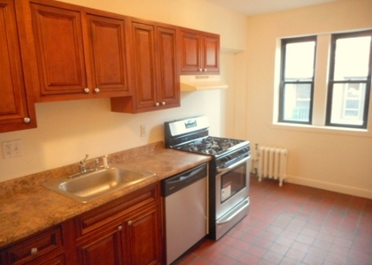 450 Park Dr - Photo 1