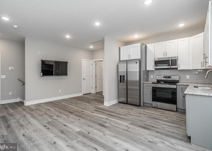 616 N Union Street - Photo 1