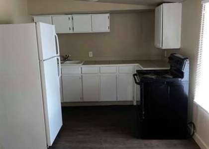 1000 Chihuahua St - Photo 1