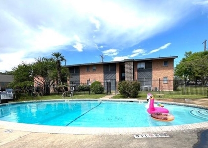 3304 Red River St - Photo 1