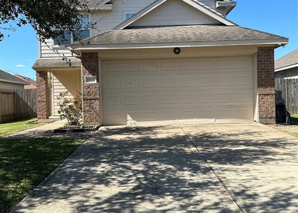 11010 View Pointe Lane - Photo 1