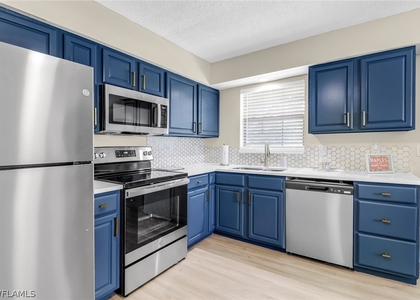 3325 Airport Road N - Photo 1