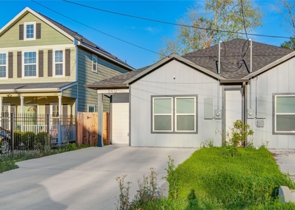 8412 Sunnyhill Street - Photo 1