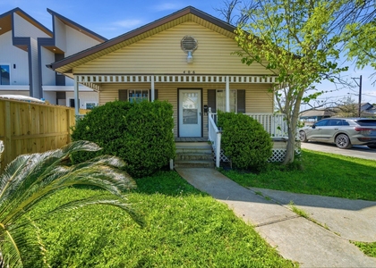 406 E 34th Street - Photo 1