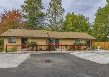 501 N Moss St - Photo 1