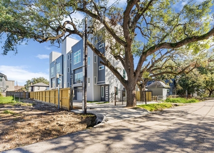 2709 Dennis Street - Photo 1