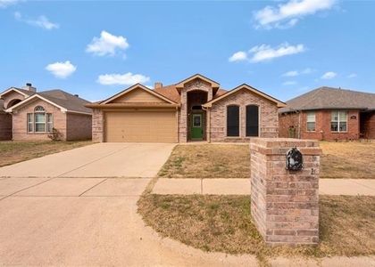 4816 Sapphire Lane - Photo 1