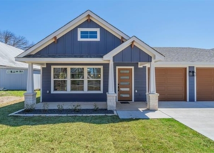 224 Patrick Street - Photo 1